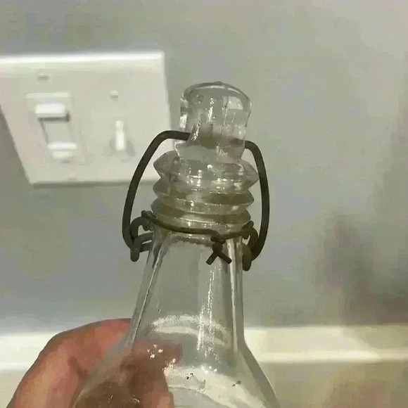 Vintage Citrate of Magnesia bottle - Picture 4 of 5